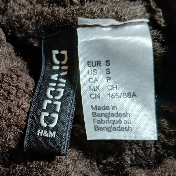 H & M (Divided) Brown Chunky Cable Knit Turtleneck Sleeveless Sweater - Picture 8 of 8